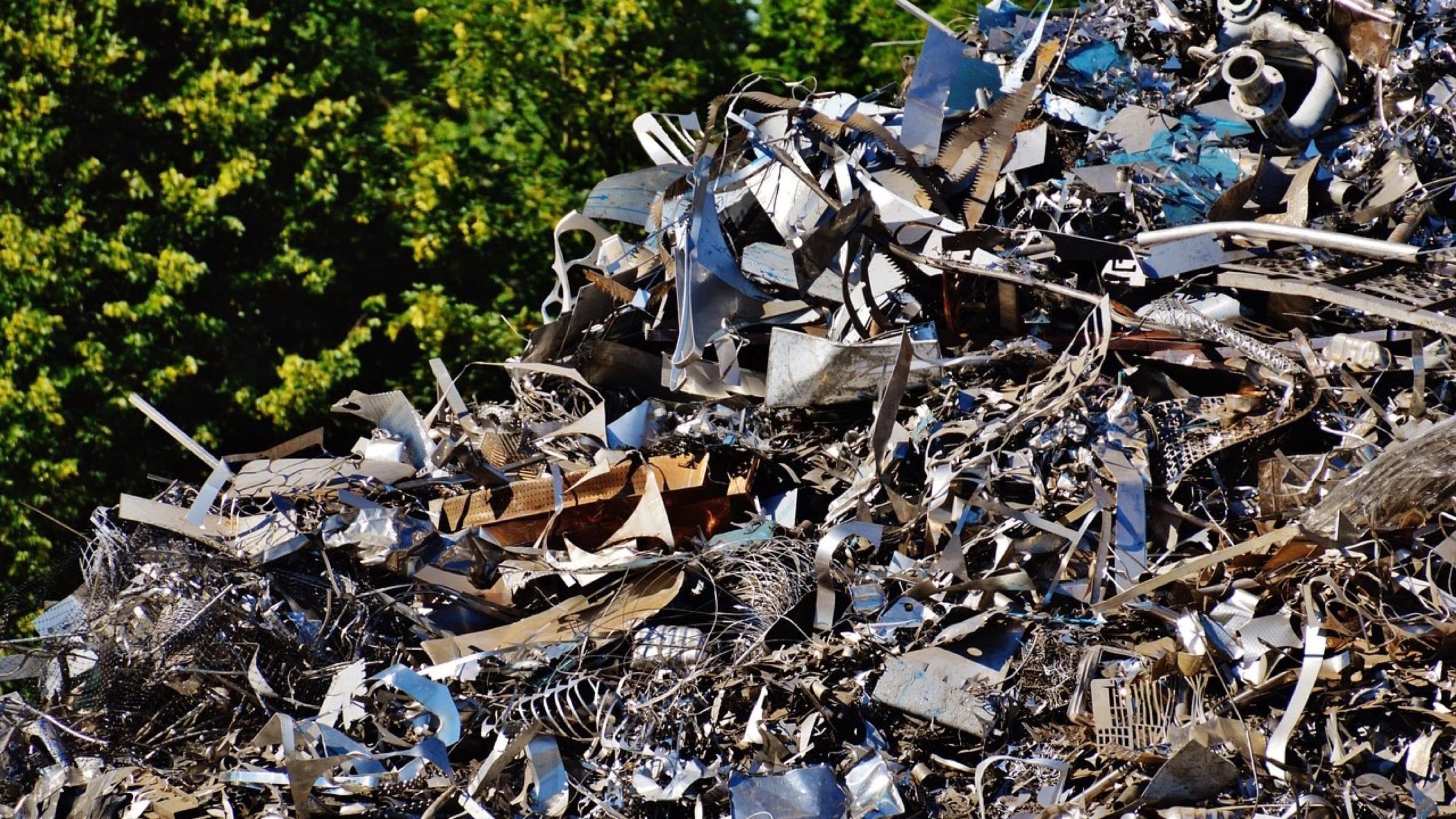 Pile of mixed metal scrap awaiting processing